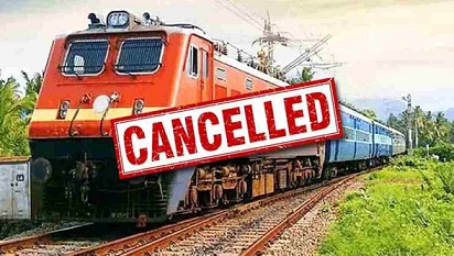 दुर्ग-निजामुद्दीन एक्सप्रेस रद्द, कई ट्रेनों का रूट बदला, त्योहारी सीजन में यात्रियों की बढ़ी परेशानी