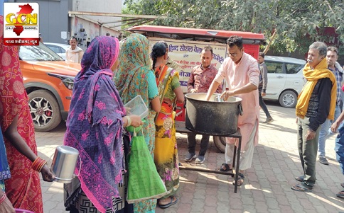 संस्था अवाम ए हिन्द ने 1360 दिनों से सैकड़ों बेसहारे, जरूरतमंदों के परिजनों को निःशुल्क भोजन वितरण  किया