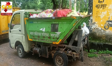 कचरा प्रबंधन के लिए भूमि आवंटित नहीं... अब कचरा से भरी गाड़ियां बढ़ा रही नगर पालिका की शोभा