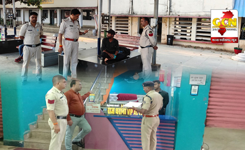 सूरजपुर पुलिस का चेकिंग अभियान, बस रेलवे स्टेशन, होटल, लॉज का सघन चेकिंग