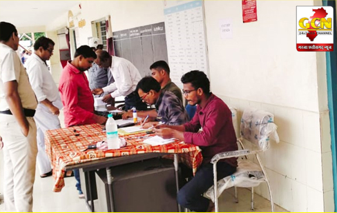 ऑपरेटिव सोसाइटी लिमिटेड के डेलीगेट का चुनाव वैलेट पत्र के द्वारा किया गया